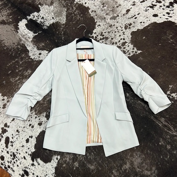 Skies Are Blue Soft Gray Blazer - Picture 2 of 4